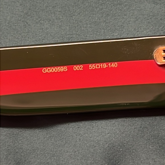 Gucci Sunglasses new with case, dust bag, and dust cloth. - Picture 9 of 17